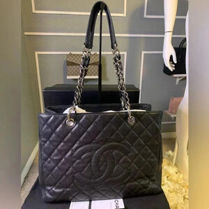 CHANEL Authentic Caviar GST 13" Grand Shopping Tote Bag w/Silver Hardware